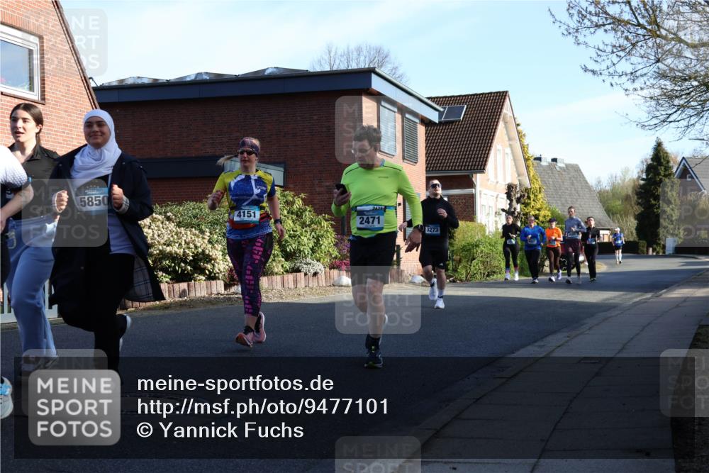 12.04.2026 - 45. Internationalen Wilhelmsburger Insellauf Yannick Fuchs http://msf.ph/oto/9477101 12.04.2026 09:04:29 Laufen 5850, 4151, 2471, 2471, 3273 meine-sportfotos.de
