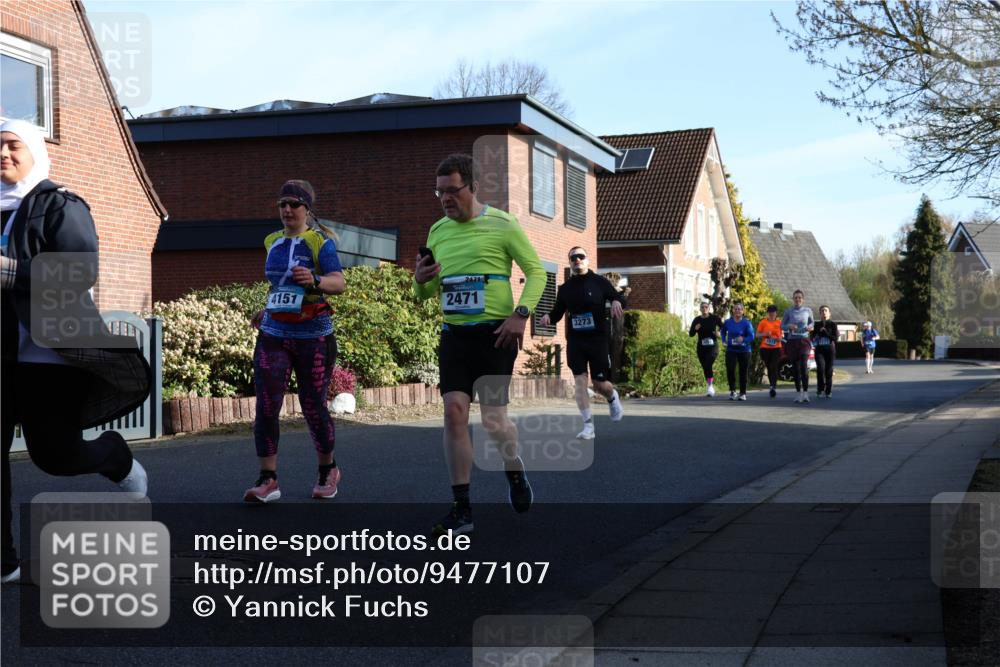 12.04.2026 - 45. Internationalen Wilhelmsburger Insellauf Yannick Fuchs http://msf.ph/oto/9477107 12.04.2026 09:04:30 Laufen 4151, 2471, 2471, 3273 meine-sportfotos.de