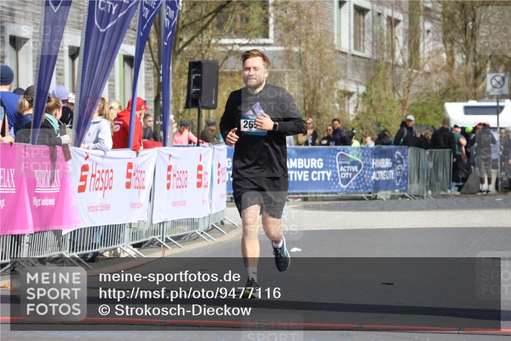 12.04.2026 - 45. Internationalen Wilhelmsburger Insellauf Strokosch-Dieckow http://msf.ph/oto/9477116 12.04.2026 11:36:39 Ziel 4174, 2653 meine-sportfotos.de
