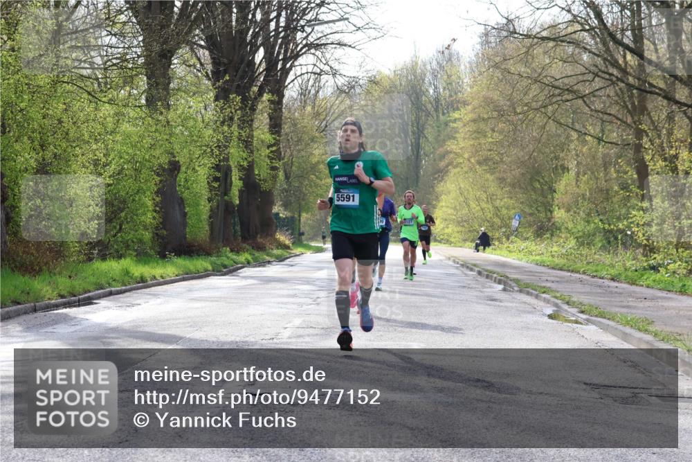 12.04.2026 - 45. Internationalen Wilhelmsburger Insellauf Yannick Fuchs http://msf.ph/oto/9477152 12.04.2026 10:12:33 Laufen 5591, 2127 meine-sportfotos.de