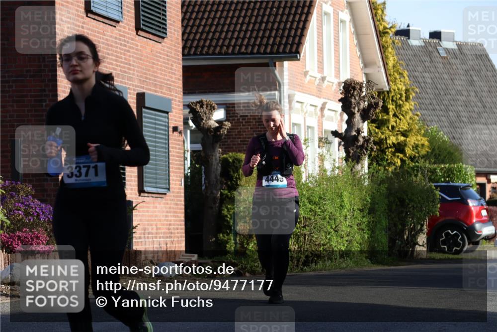 12.04.2026 - 45. Internationalen Wilhelmsburger Insellauf Yannick Fuchs http://msf.ph/oto/9477177 12.04.2026 09:04:37 Laufen 3371, 4449 meine-sportfotos.de