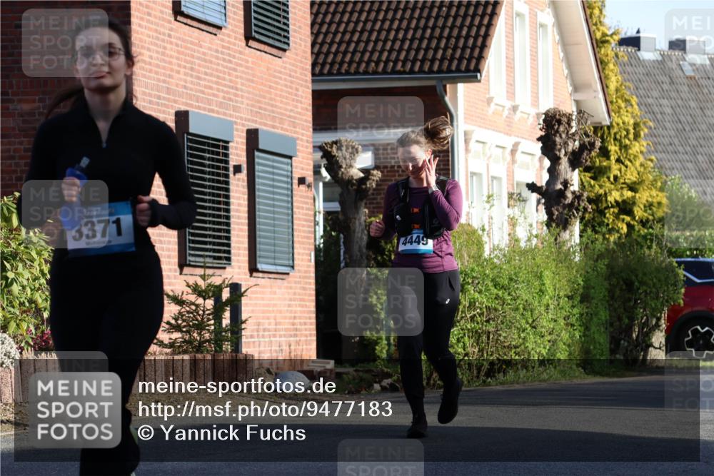 12.04.2026 - 45. Internationalen Wilhelmsburger Insellauf Yannick Fuchs http://msf.ph/oto/9477183 12.04.2026 09:04:38 Laufen 3371, 4449 meine-sportfotos.de
