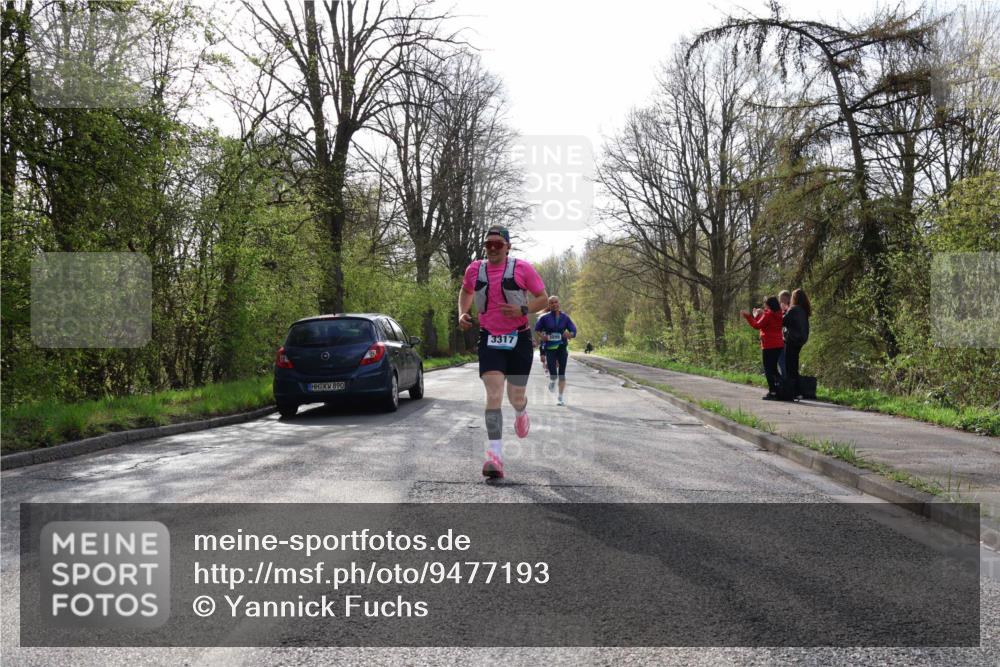 12.04.2026 - 45. Internationalen Wilhelmsburger Insellauf Yannick Fuchs http://msf.ph/oto/9477193 12.04.2026 10:12:36 Laufen 890, 3317, 3099 meine-sportfotos.de