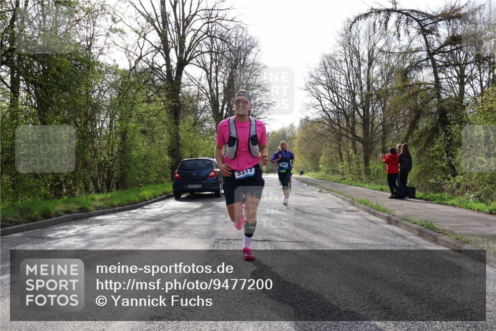 12.04.2026 - 45. Internationalen Wilhelmsburger Insellauf Yannick Fuchs http://msf.ph/oto/9477200 12.04.2026 10:12:36 Laufen 890, 3317, 3099 meine-sportfotos.de