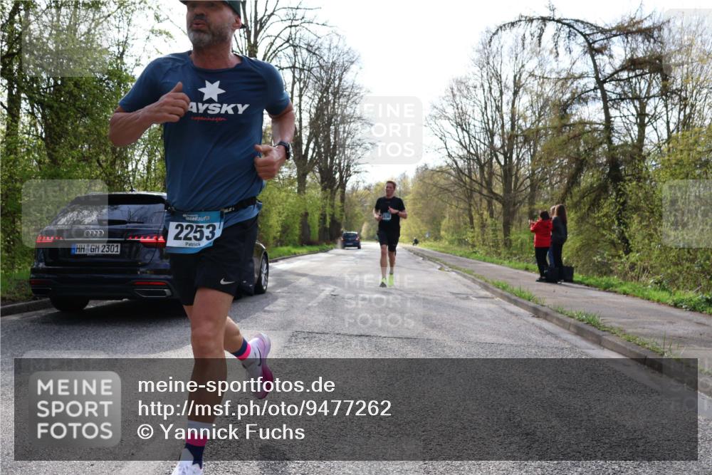 12.04.2026 - 45. Internationalen Wilhelmsburger Insellauf Yannick Fuchs http://msf.ph/oto/9477262 12.04.2026 10:12:41 Laufen 2301, 2253 meine-sportfotos.de