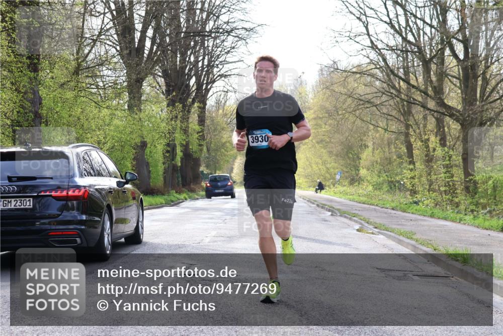 12.04.2026 - 45. Internationalen Wilhelmsburger Insellauf Yannick Fuchs http://msf.ph/oto/9477269 12.04.2026 10:12:42 Laufen 2301, 3930, 226 meine-sportfotos.de
