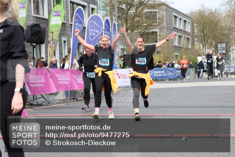 12.04.2026 - 45. Internationalen Wilhelmsburger Insellauf Strokosch-Dieckow http://msf.ph/oto/9477275 12.04.2026 13:31:00 Ziel 2514, 2515, 4324, 4429, 2003 meine-sportfotos.de