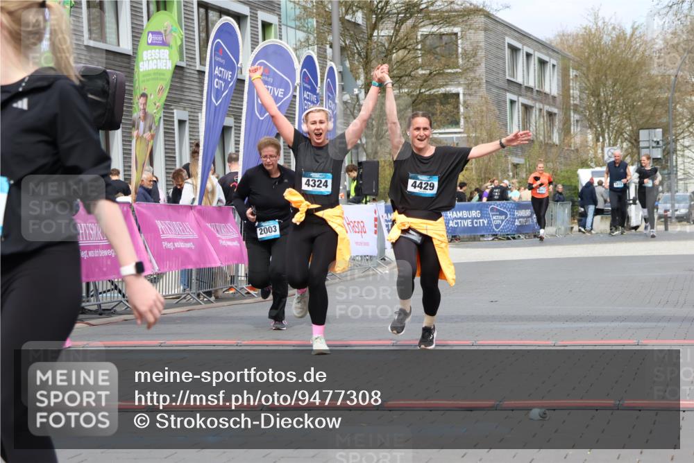 12.04.2026 - 45. Internationalen Wilhelmsburger Insellauf Strokosch-Dieckow http://msf.ph/oto/9477308 12.04.2026 13:31:00 Ziel 2514, 2515, 4324, 4429, 2003 meine-sportfotos.de