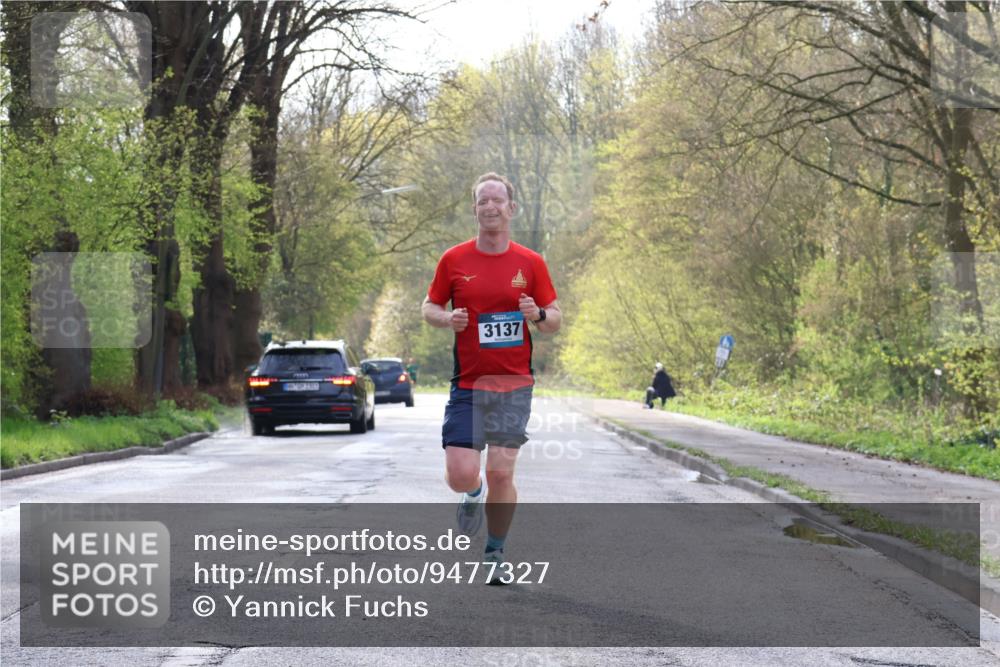 12.04.2026 - 45. Internationalen Wilhelmsburger Insellauf Yannick Fuchs http://msf.ph/oto/9477327 12.04.2026 10:12:47 Laufen 3137 meine-sportfotos.de