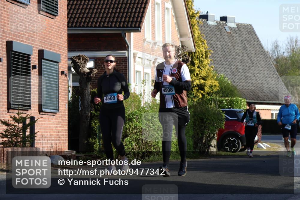 12.04.2026 - 45. Internationalen Wilhelmsburger Insellauf Yannick Fuchs http://msf.ph/oto/9477342 12.04.2026 09:04:57 Laufen 4509, 4508, 5593, 2693 meine-sportfotos.de