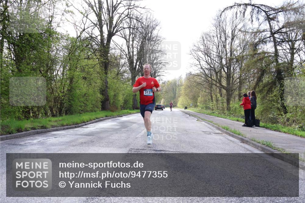 12.04.2026 - 45. Internationalen Wilhelmsburger Insellauf Yannick Fuchs http://msf.ph/oto/9477355 12.04.2026 10:12:49 Laufen 3137 meine-sportfotos.de