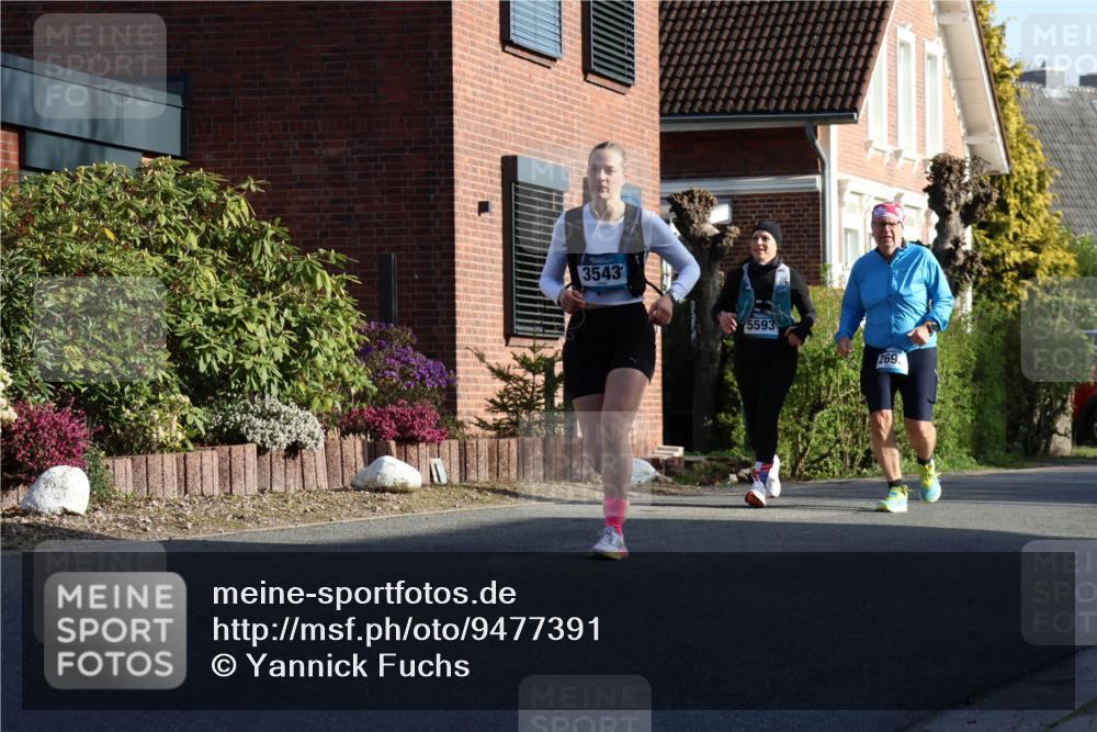 12.04.2026 - 45. Internationalen Wilhelmsburger Insellauf Yannick Fuchs http://msf.ph/oto/9477391 12.04.2026 09:05:05 Laufen 3543, 5593, 269 meine-sportfotos.de