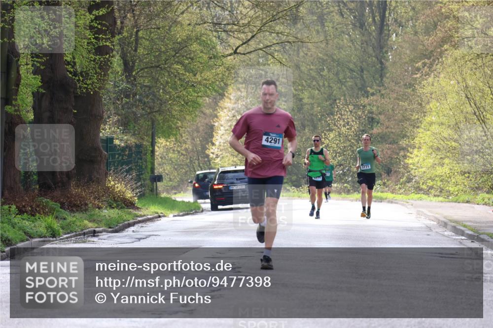 12.04.2026 - 45. Internationalen Wilhelmsburger Insellauf Yannick Fuchs http://msf.ph/oto/9477398 12.04.2026 10:12:55 Laufen 4291, 271, 2301, 3771 meine-sportfotos.de