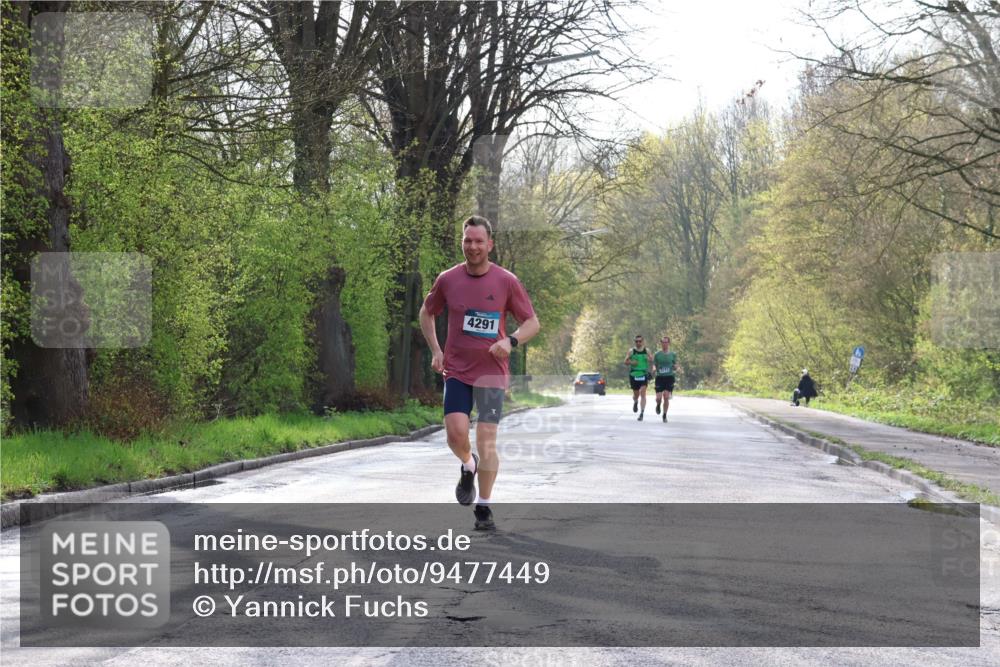 12.04.2026 - 45. Internationalen Wilhelmsburger Insellauf Yannick Fuchs http://msf.ph/oto/9477449 12.04.2026 10:12:59 Laufen 4291 meine-sportfotos.de