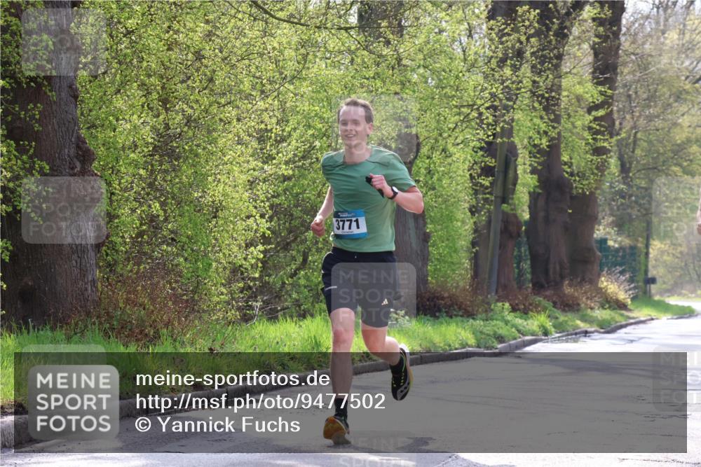 12.04.2026 - 45. Internationalen Wilhelmsburger Insellauf Yannick Fuchs http://msf.ph/oto/9477502 12.04.2026 10:13:08 Laufen 3771 meine-sportfotos.de