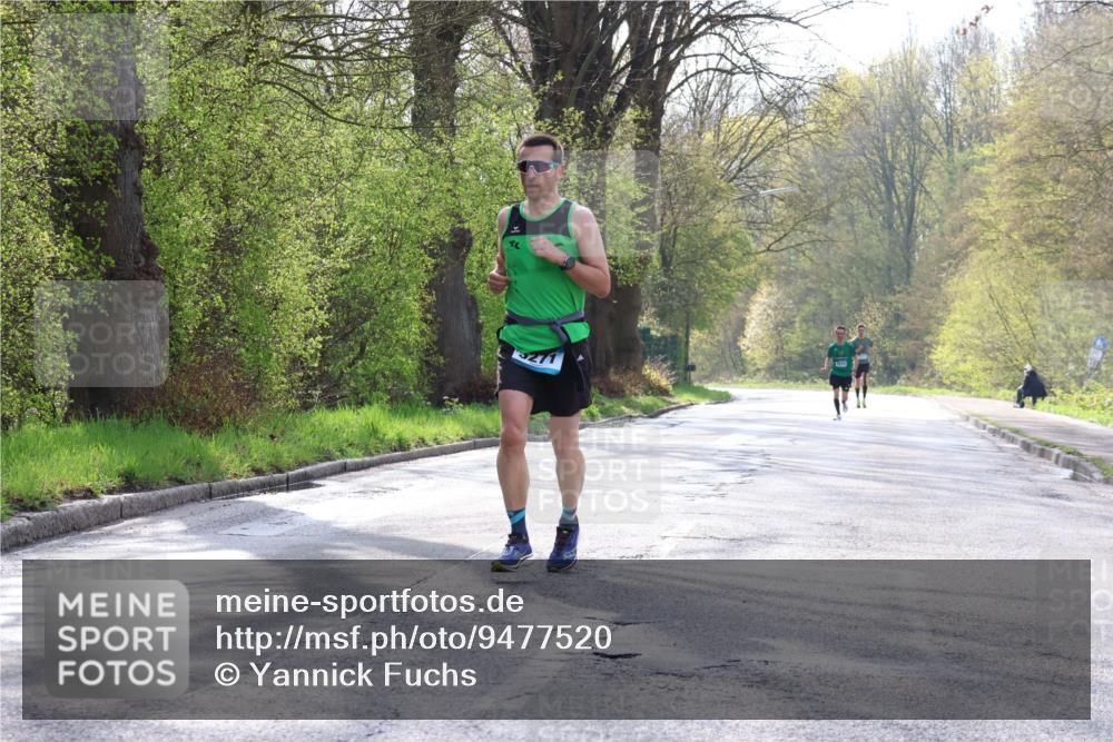 12.04.2026 - 45. Internationalen Wilhelmsburger Insellauf Yannick Fuchs http://msf.ph/oto/9477520 12.04.2026 10:13:11 Laufen  meine-sportfotos.de