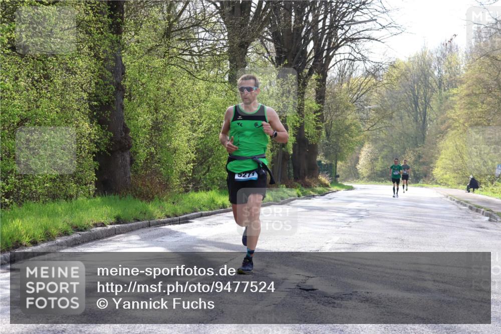 12.04.2026 - 45. Internationalen Wilhelmsburger Insellauf Yannick Fuchs http://msf.ph/oto/9477524 12.04.2026 10:13:11 Laufen 5271 meine-sportfotos.de