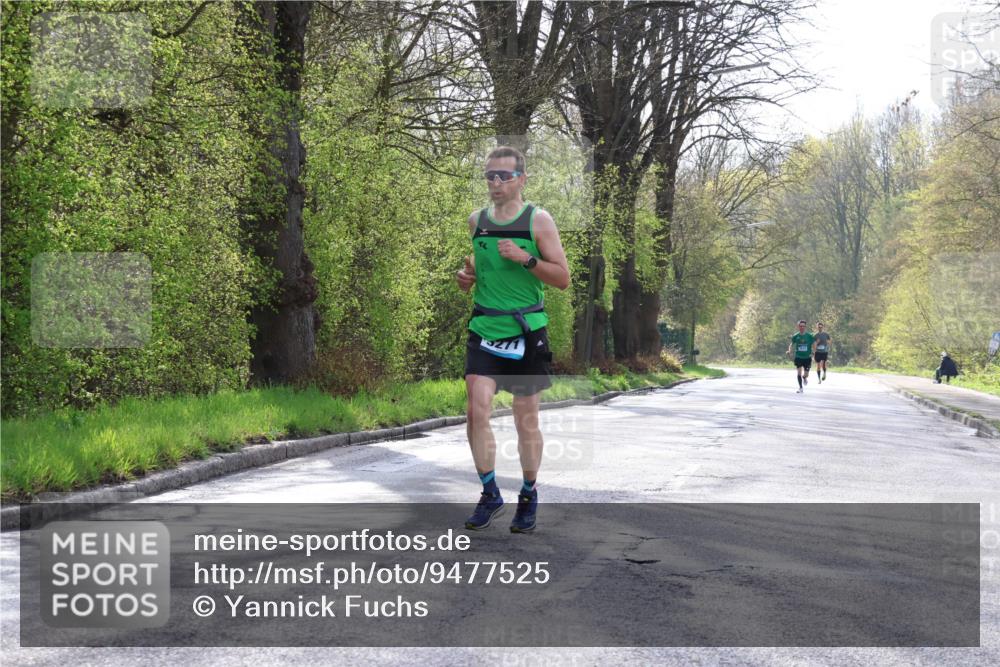 12.04.2026 - 45. Internationalen Wilhelmsburger Insellauf Yannick Fuchs http://msf.ph/oto/9477525 12.04.2026 10:13:11 Laufen  meine-sportfotos.de