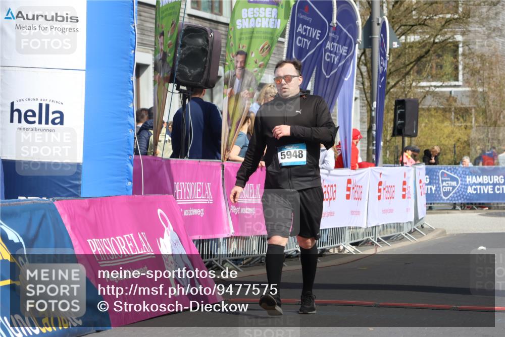 12.04.2026 - 45. Internationalen Wilhelmsburger Insellauf Strokosch-Dieckow http://msf.ph/oto/9477575 12.04.2026 11:38:35 Ziel 5948 meine-sportfotos.de