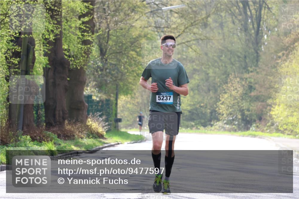 12.04.2026 - 45. Internationalen Wilhelmsburger Insellauf Yannick Fuchs http://msf.ph/oto/9477597 12.04.2026 10:13:25 Laufen 5237 meine-sportfotos.de