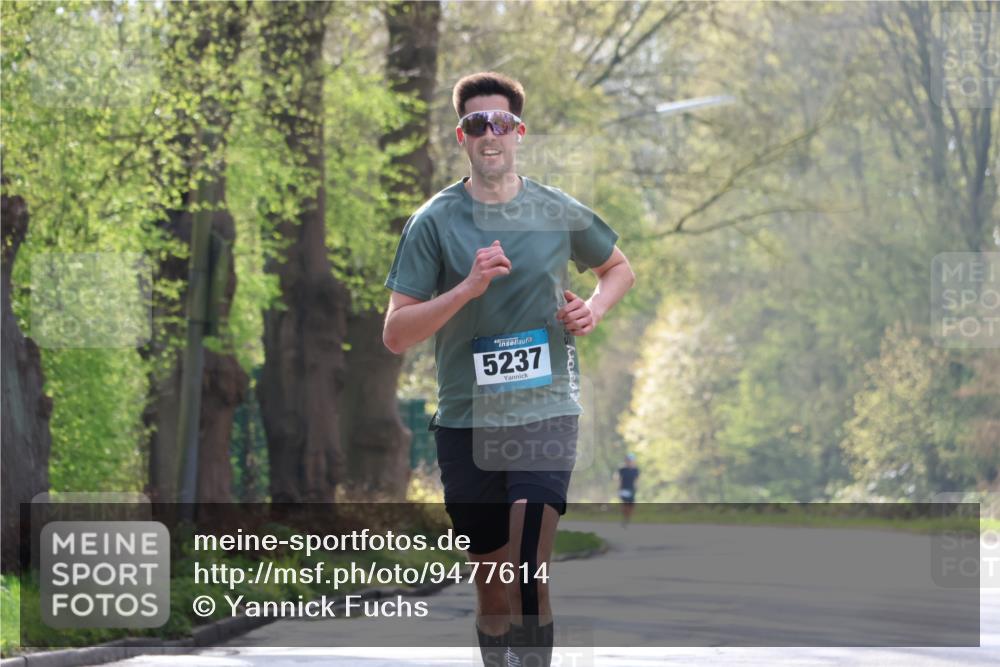 12.04.2026 - 45. Internationalen Wilhelmsburger Insellauf Yannick Fuchs http://msf.ph/oto/9477614 12.04.2026 10:13:27 Laufen 5237 meine-sportfotos.de