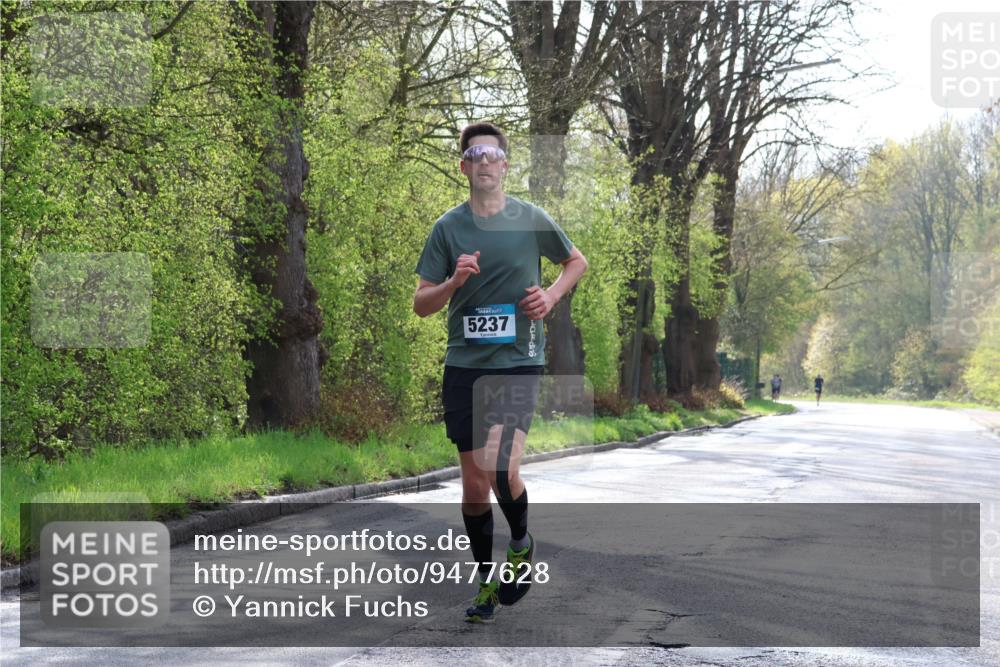 12.04.2026 - 45. Internationalen Wilhelmsburger Insellauf Yannick Fuchs http://msf.ph/oto/9477628 12.04.2026 10:13:29 Laufen 5237 meine-sportfotos.de