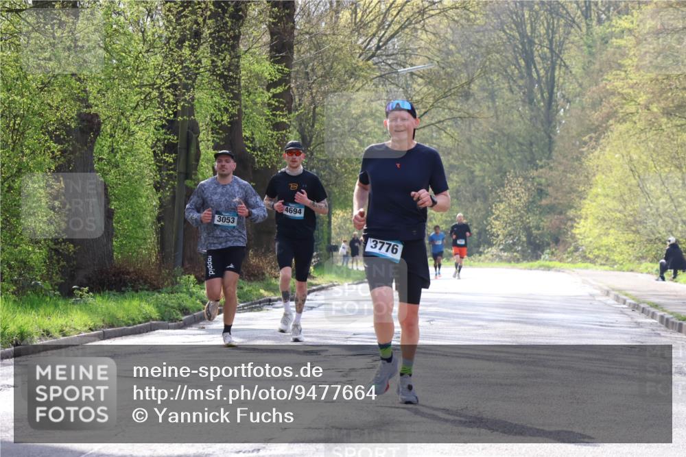 12.04.2026 - 45. Internationalen Wilhelmsburger Insellauf Yannick Fuchs http://msf.ph/oto/9477664 12.04.2026 10:14:01 Laufen 3053, 4694, 3776 meine-sportfotos.de