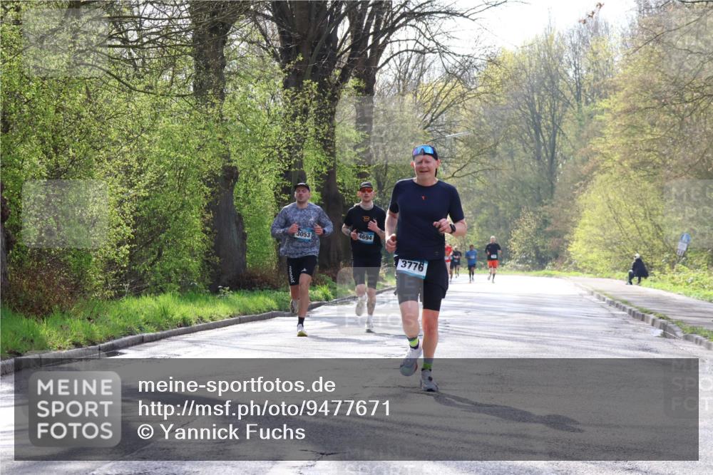 12.04.2026 - 45. Internationalen Wilhelmsburger Insellauf Yannick Fuchs http://msf.ph/oto/9477671 12.04.2026 10:14:01 Laufen 3053, 4694, 3776 meine-sportfotos.de