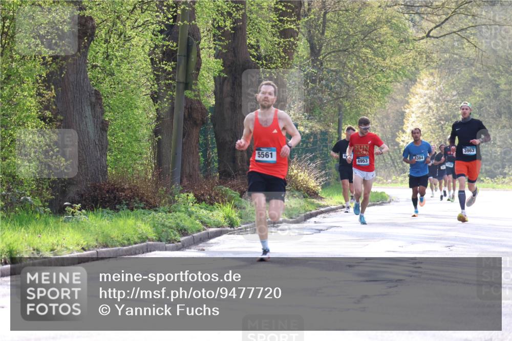 12.04.2026 - 45. Internationalen Wilhelmsburger Insellauf Yannick Fuchs http://msf.ph/oto/9477720 12.04.2026 10:14:09 Laufen 5561, 4953, 3963, 4384 meine-sportfotos.de