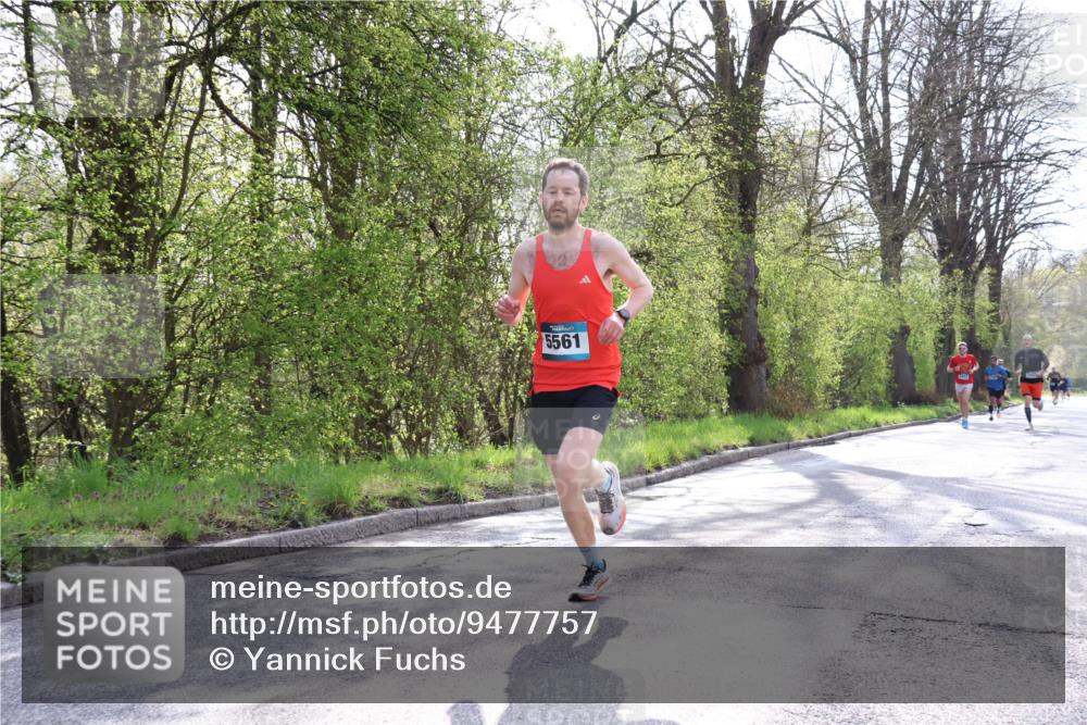 12.04.2026 - 45. Internationalen Wilhelmsburger Insellauf Yannick Fuchs http://msf.ph/oto/9477757 12.04.2026 10:14:16 Laufen 5561 meine-sportfotos.de