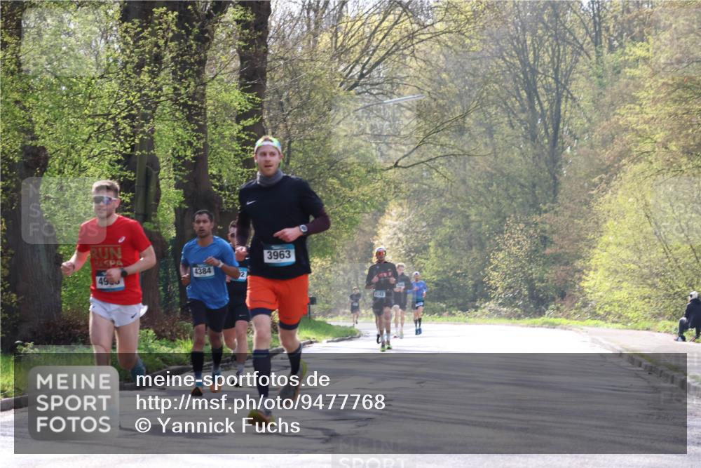 12.04.2026 - 45. Internationalen Wilhelmsburger Insellauf Yannick Fuchs http://msf.ph/oto/9477768 12.04.2026 10:14:17 Laufen 4985, 4384, 2, 3963, 2883 meine-sportfotos.de