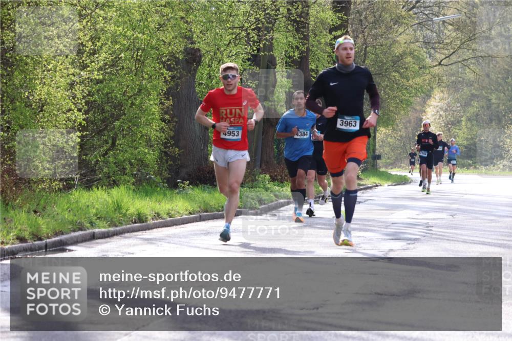 12.04.2026 - 45. Internationalen Wilhelmsburger Insellauf Yannick Fuchs http://msf.ph/oto/9477771 12.04.2026 10:14:18 Laufen 4953, 4384, 3963, 2383 meine-sportfotos.de