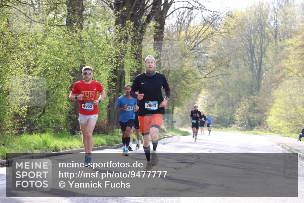 12.04.2026 - 45. Internationalen Wilhelmsburger Insellauf Yannick Fuchs http://msf.ph/oto/9477777 12.04.2026 10:14:18 Laufen 4953, 3963, 384 meine-sportfotos.de