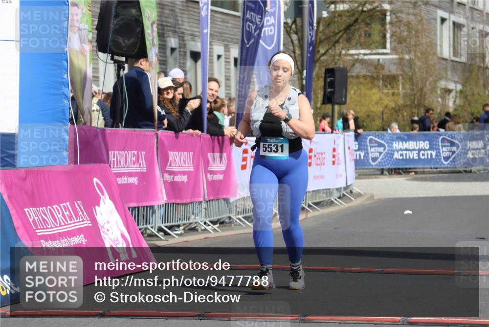 12.04.2026 - 45. Internationalen Wilhelmsburger Insellauf Strokosch-Dieckow http://msf.ph/oto/9477788 12.04.2026 11:39:51 Ziel 5531 meine-sportfotos.de