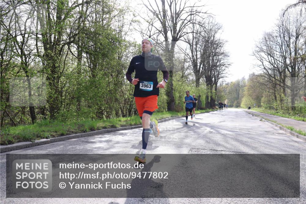 12.04.2026 - 45. Internationalen Wilhelmsburger Insellauf Yannick Fuchs http://msf.ph/oto/9477802 12.04.2026 10:14:22 Laufen 3963 meine-sportfotos.de