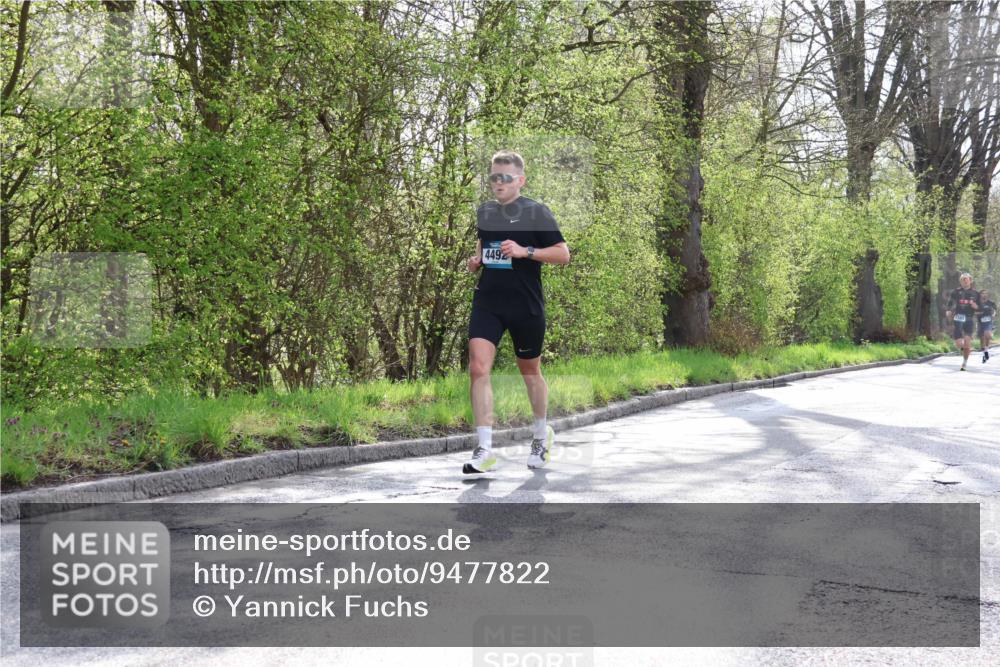 12.04.2026 - 45. Internationalen Wilhelmsburger Insellauf Yannick Fuchs http://msf.ph/oto/9477822 12.04.2026 10:14:25 Laufen 4492 meine-sportfotos.de