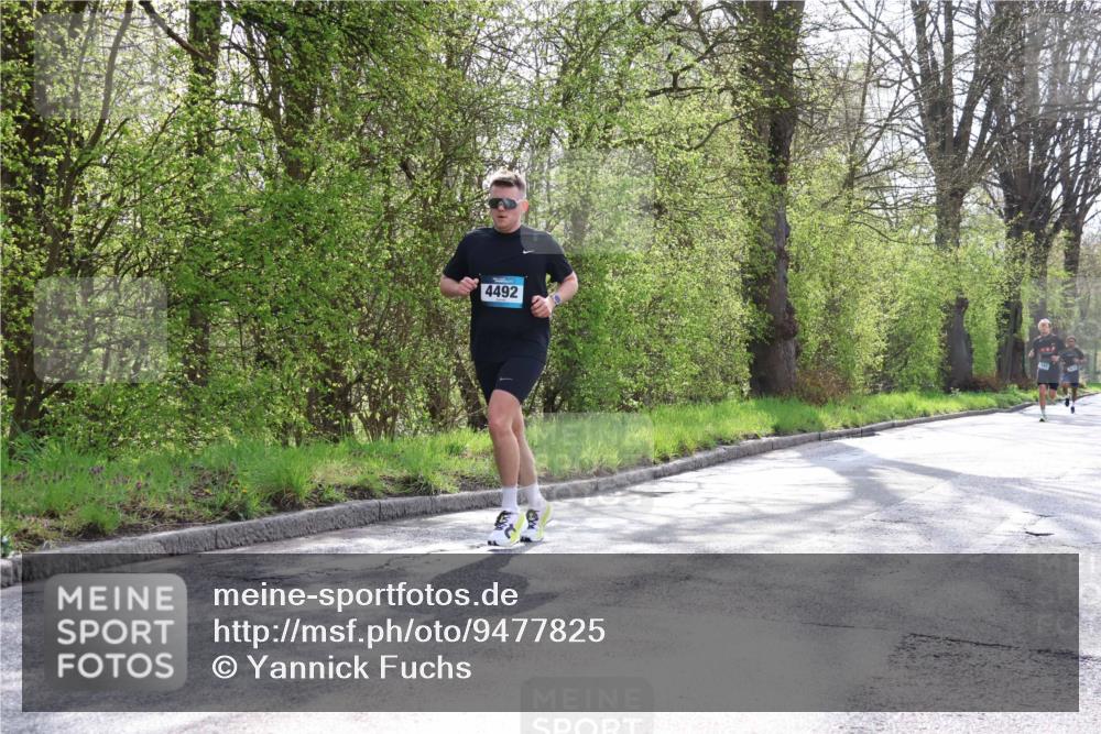 12.04.2026 - 45. Internationalen Wilhelmsburger Insellauf Yannick Fuchs http://msf.ph/oto/9477825 12.04.2026 10:14:25 Laufen 4492 meine-sportfotos.de