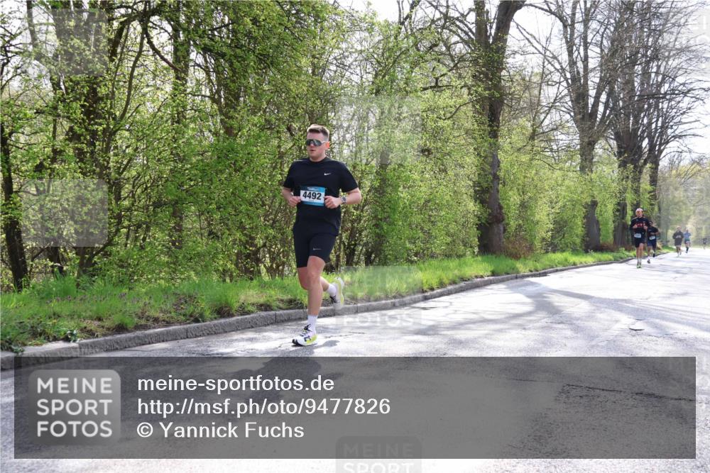 12.04.2026 - 45. Internationalen Wilhelmsburger Insellauf Yannick Fuchs http://msf.ph/oto/9477826 12.04.2026 10:14:25 Laufen 4492 meine-sportfotos.de