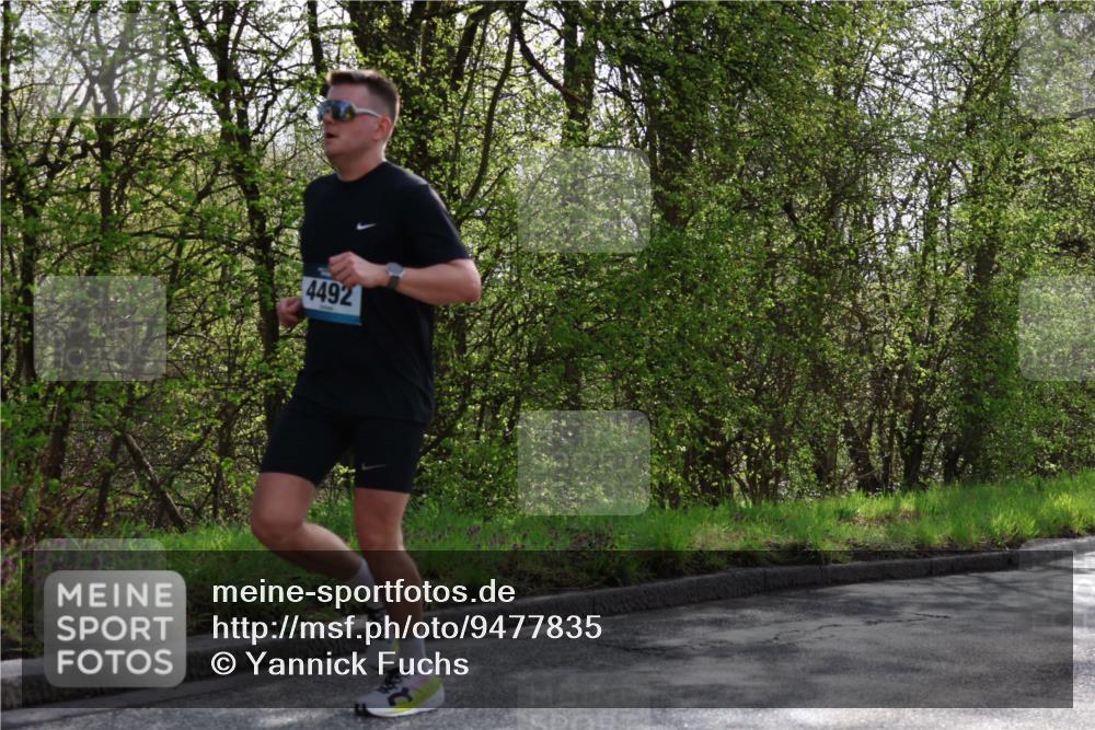 12.04.2026 - 45. Internationalen Wilhelmsburger Insellauf Yannick Fuchs http://msf.ph/oto/9477835 12.04.2026 10:14:26 Laufen 4492 meine-sportfotos.de