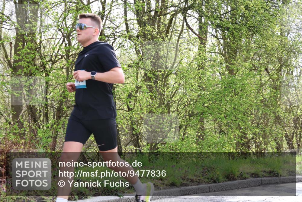 12.04.2026 - 45. Internationalen Wilhelmsburger Insellauf Yannick Fuchs http://msf.ph/oto/9477836 12.04.2026 10:14:26 Laufen  meine-sportfotos.de