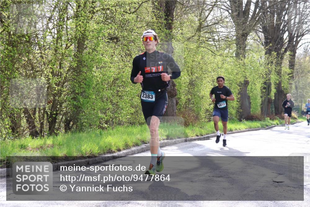 12.04.2026 - 45. Internationalen Wilhelmsburger Insellauf Yannick Fuchs http://msf.ph/oto/9477864 12.04.2026 10:14:30 Laufen 2383, 156, 17, 09, 5812 meine-sportfotos.de