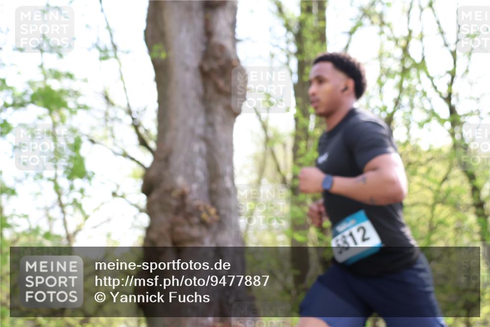 12.04.2026 - 45. Internationalen Wilhelmsburger Insellauf Yannick Fuchs http://msf.ph/oto/9477887 12.04.2026 10:14:34 Laufen 5812 meine-sportfotos.de
