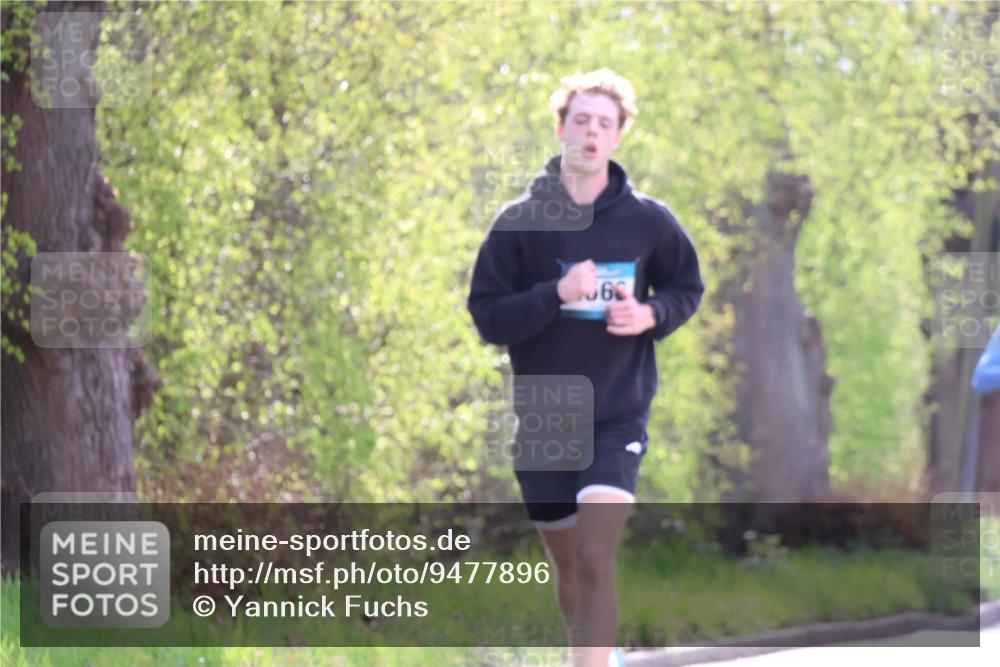 12.04.2026 - 45. Internationalen Wilhelmsburger Insellauf Yannick Fuchs http://msf.ph/oto/9477896 12.04.2026 10:14:36 Laufen 390 meine-sportfotos.de