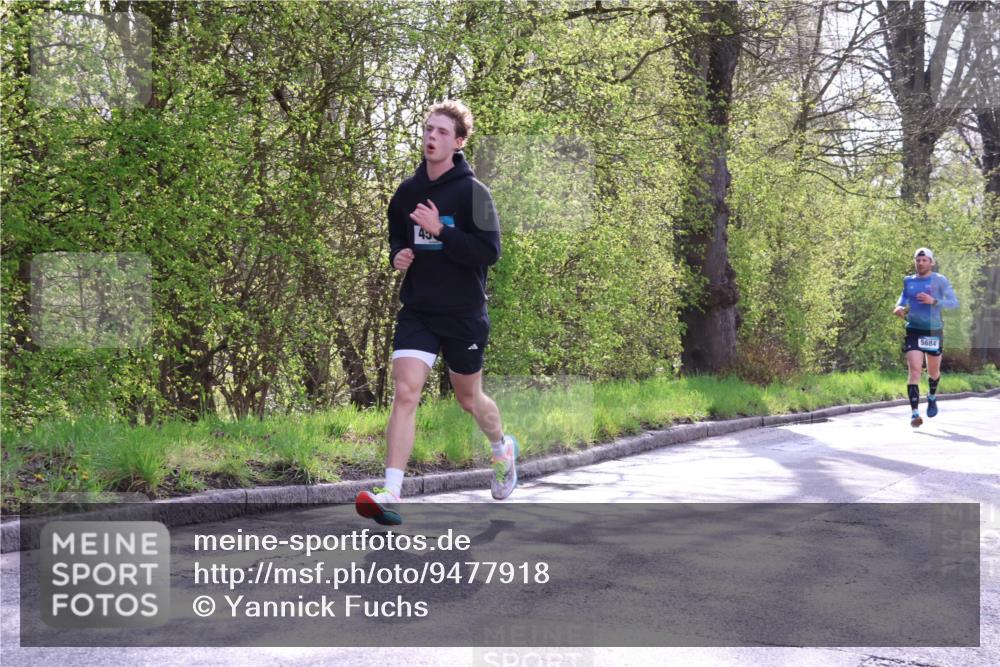 12.04.2026 - 45. Internationalen Wilhelmsburger Insellauf Yannick Fuchs http://msf.ph/oto/9477918 12.04.2026 10:14:38 Laufen 5684 meine-sportfotos.de