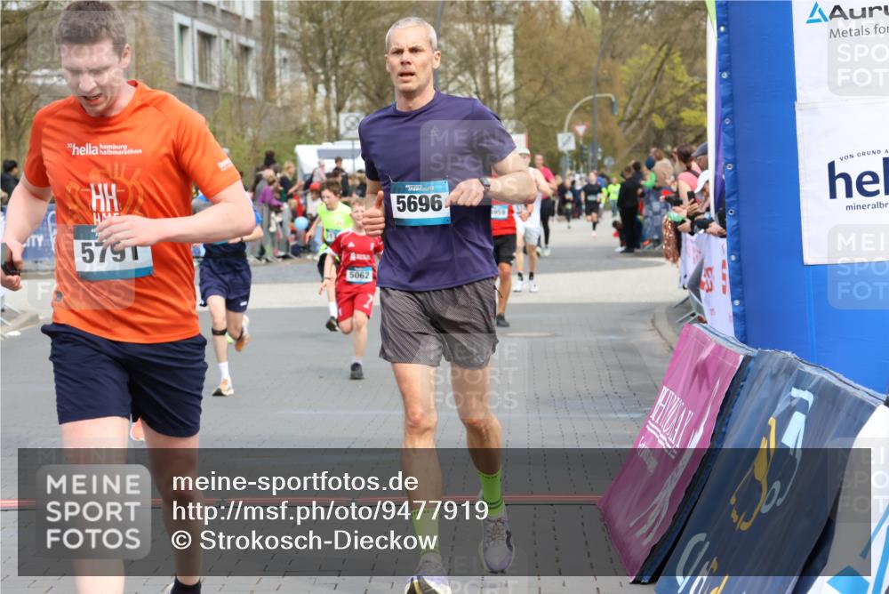 12.04.2026 - 45. Internationalen Wilhelmsburger Insellauf Strokosch-Dieckow http://msf.ph/oto/9477919 12.04.2026 12:57:52 Ziel 4524, 4259, 5791, 5696, 4740, 4599, 5062, 4851, 5172, 4959 meine-sportfotos.de