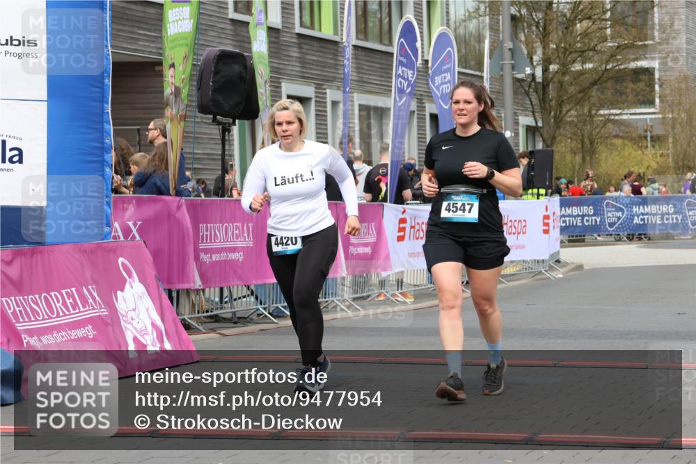 12.04.2026 - 45. Internationalen Wilhelmsburger Insellauf Strokosch-Dieckow http://msf.ph/oto/9477954 12.04.2026 13:29:59 Ziel 4547, 4420 meine-sportfotos.de