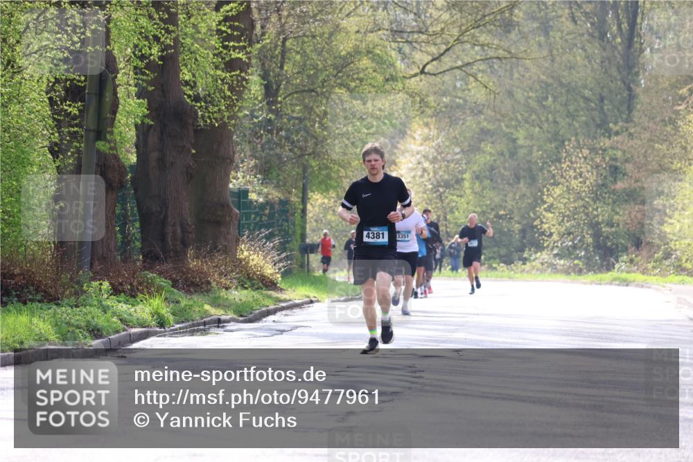 12.04.2026 - 45. Internationalen Wilhelmsburger Insellauf Yannick Fuchs http://msf.ph/oto/9477961 12.04.2026 10:14:46 Laufen 4381, 3351, 1413 meine-sportfotos.de