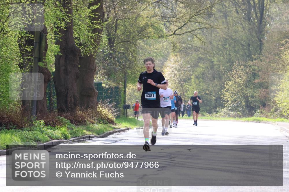 12.04.2026 - 45. Internationalen Wilhelmsburger Insellauf Yannick Fuchs http://msf.ph/oto/9477966 12.04.2026 10:14:47 Laufen 4381, 3351, 2413 meine-sportfotos.de