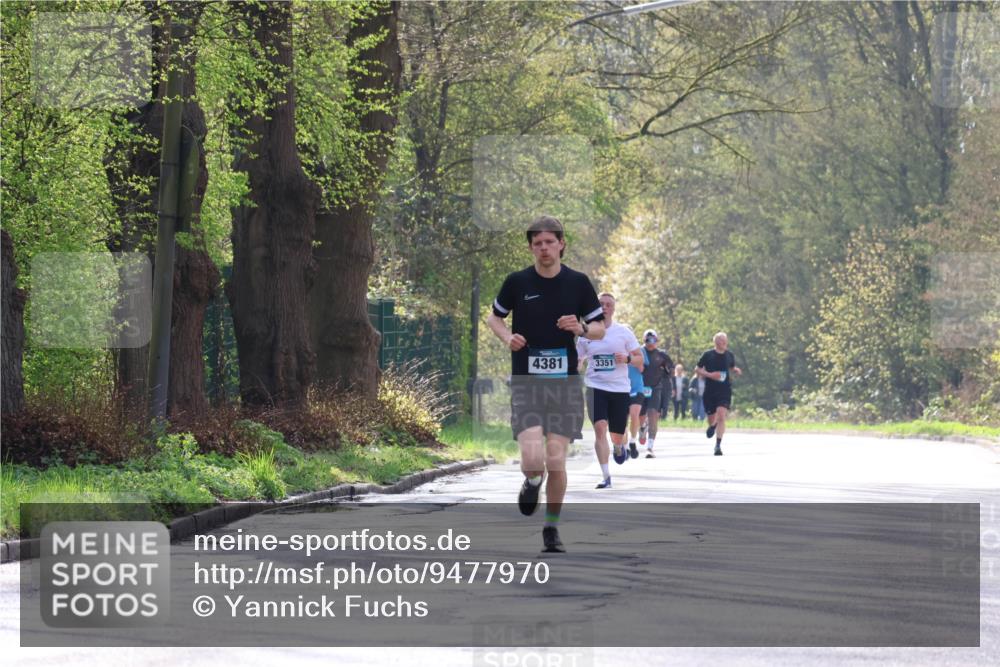 12.04.2026 - 45. Internationalen Wilhelmsburger Insellauf Yannick Fuchs http://msf.ph/oto/9477970 12.04.2026 10:14:47 Laufen 4381, 3351 meine-sportfotos.de