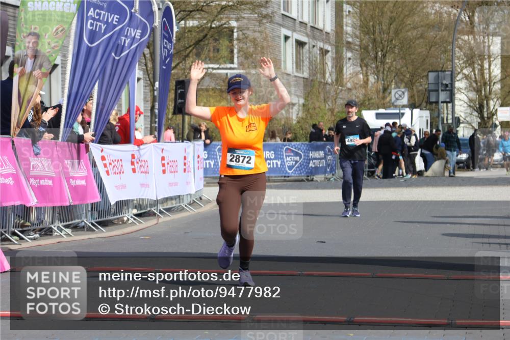 12.04.2026 - 45. Internationalen Wilhelmsburger Insellauf Strokosch-Dieckow http://msf.ph/oto/9477982 12.04.2026 11:41:04 Ziel 2872 meine-sportfotos.de